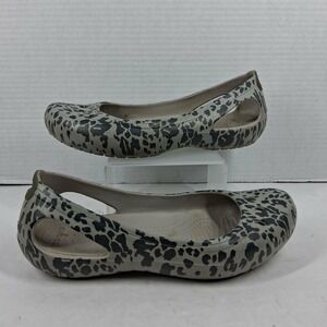 Crocs Kadee Leopard Print Ballet Flats Gray Black Women Size 7 Slip On Shoes